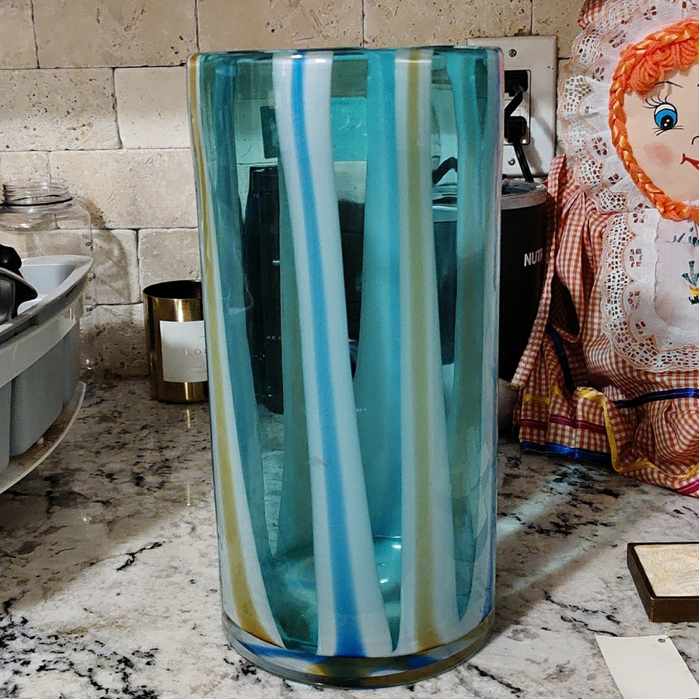 Vase- NEW